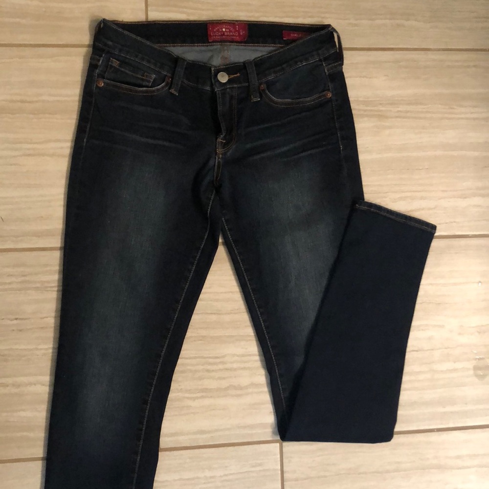 Lucky brand dark wash skinny jeans